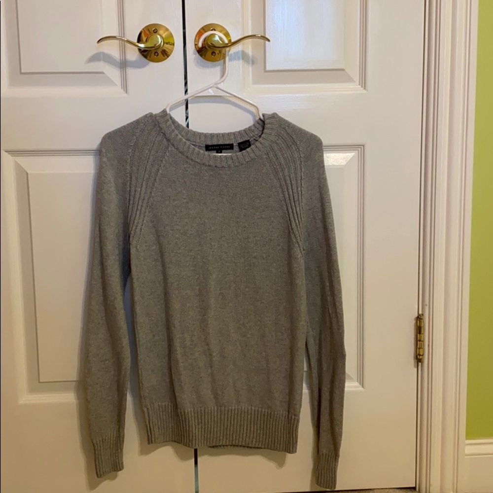 Gray sweater